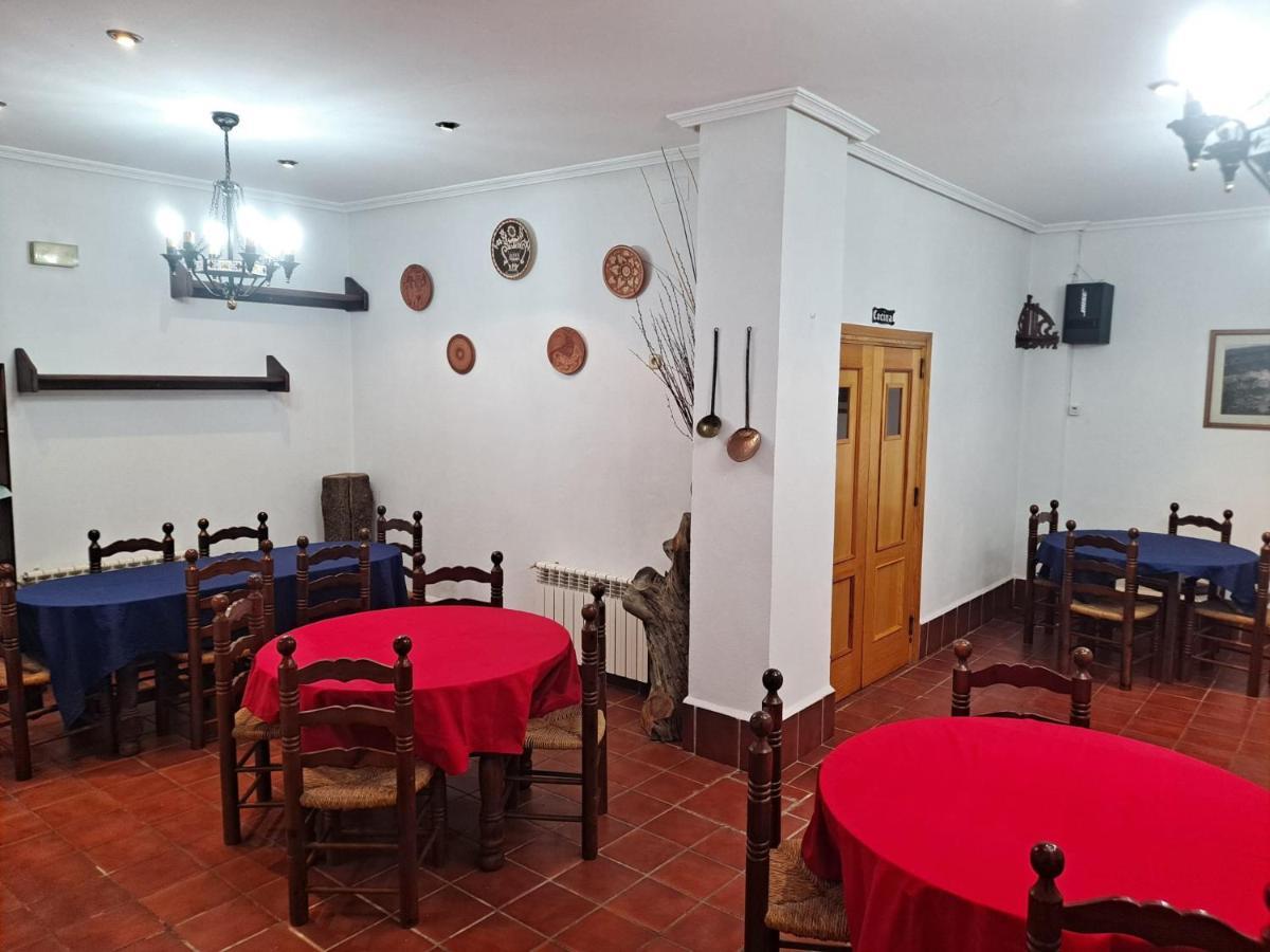 Hostal San Antonio Tragacete Bagian luar foto
