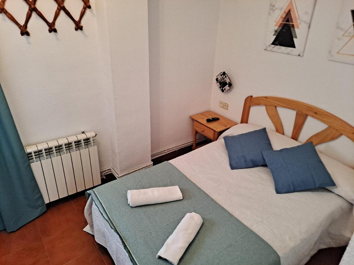 Hostal San Antonio Tragacete Bagian luar foto