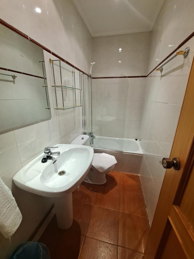 Hostal San Antonio Tragacete Bagian luar foto