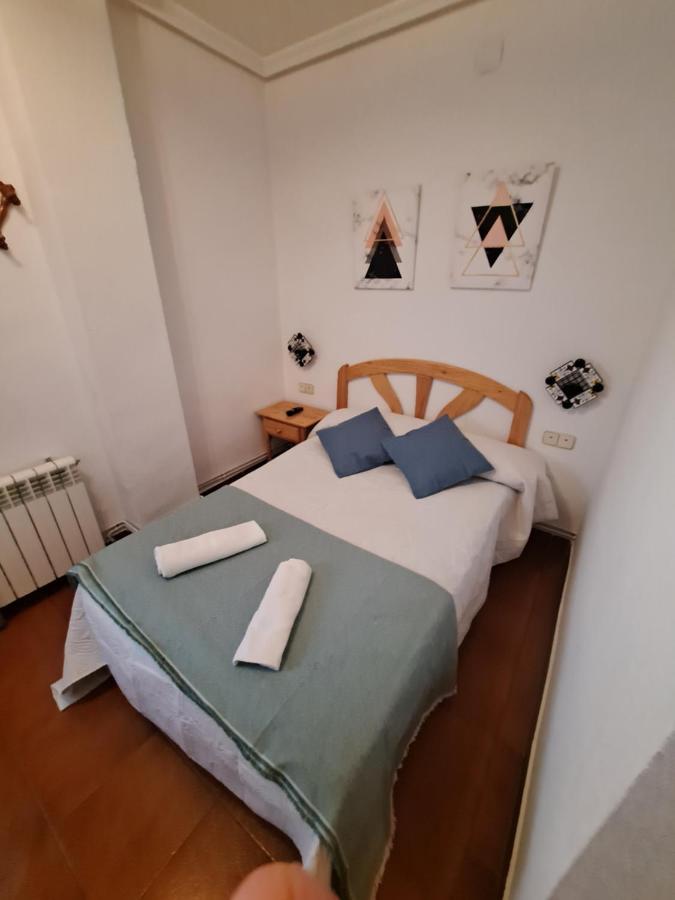 Hostal San Antonio Tragacete Bagian luar foto