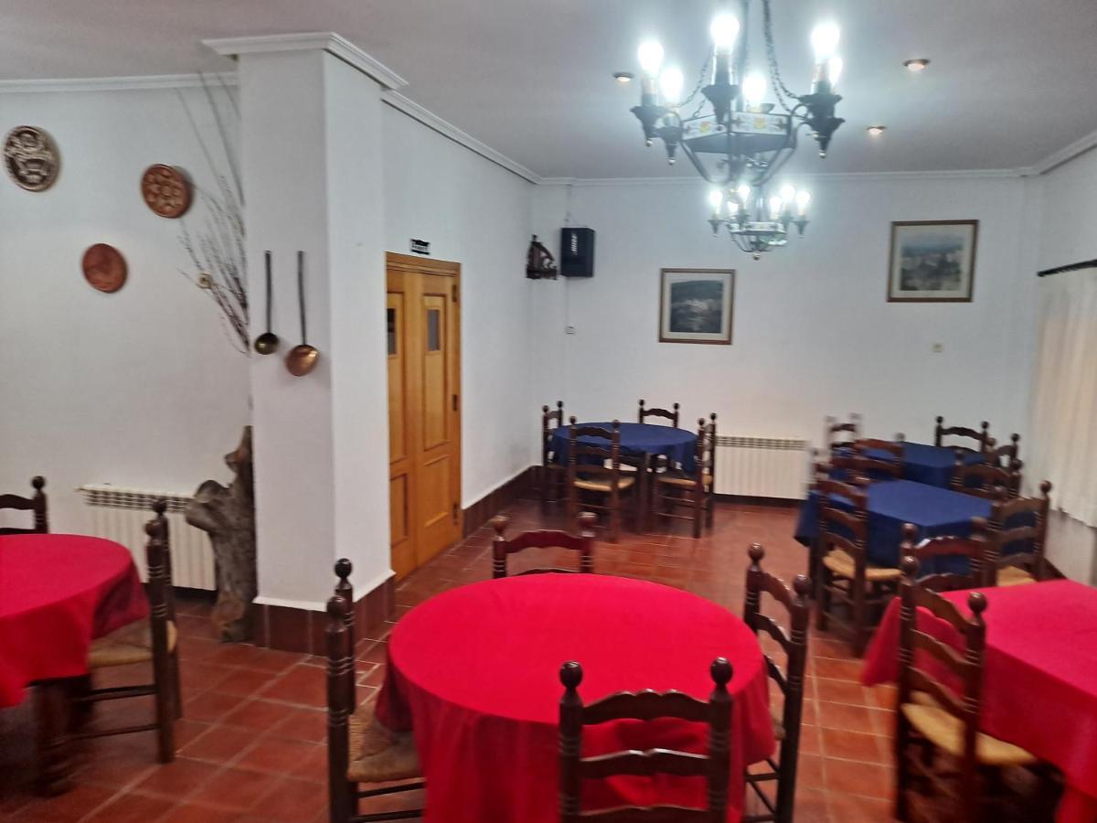 Hostal San Antonio Tragacete Bagian luar foto