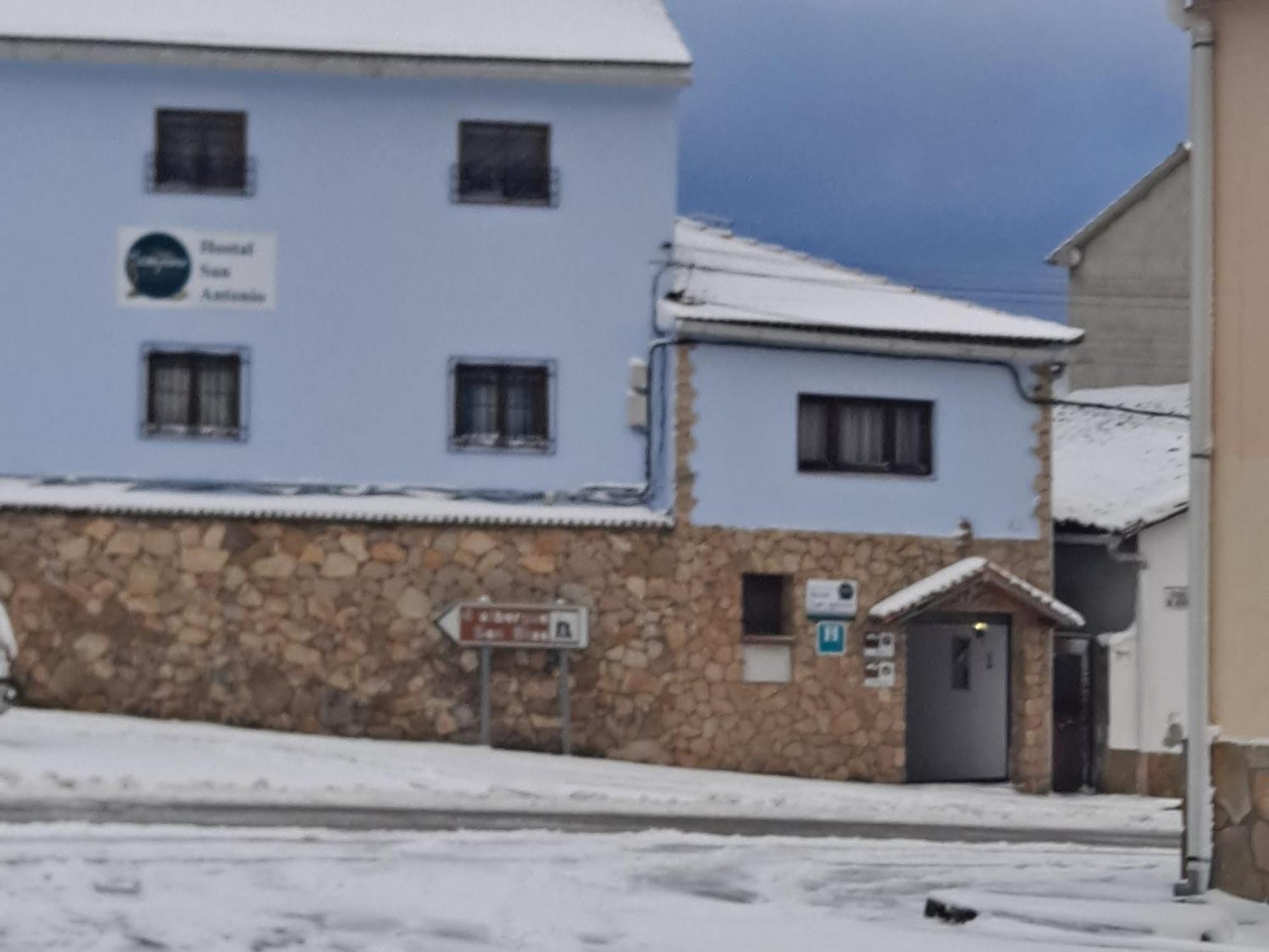 Hostal San Antonio Tragacete Bagian luar foto