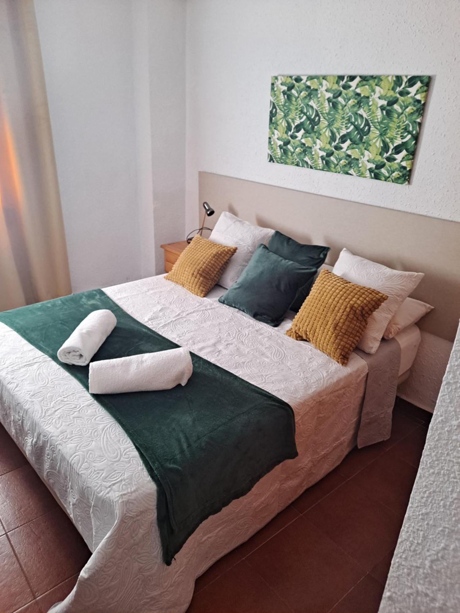 Hostal San Antonio Tragacete Bagian luar foto